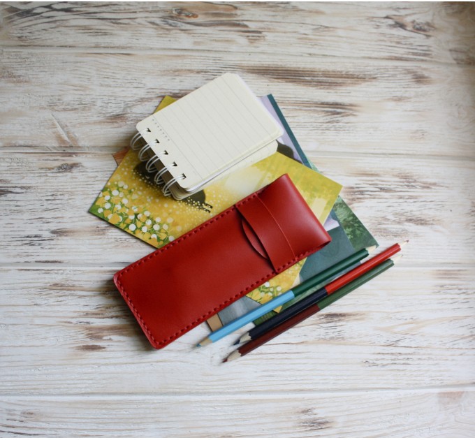 Red leather flat pencil holder