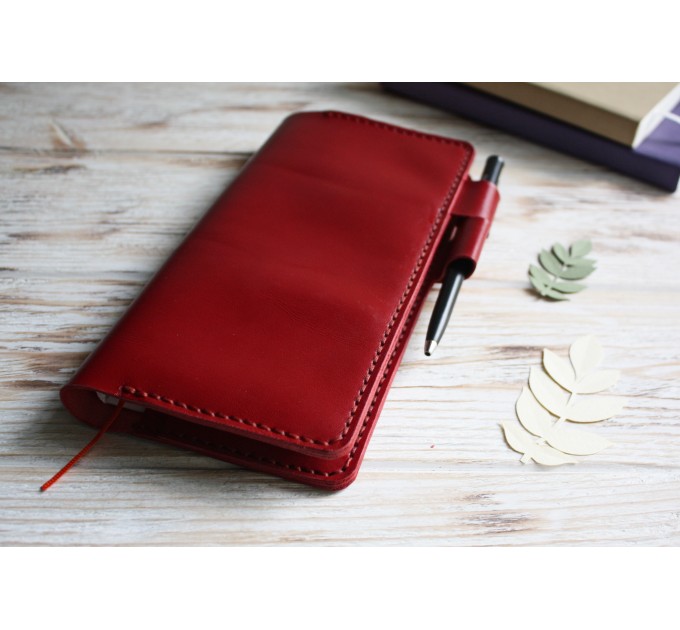 Cranberry red leather Hobonichi Weeks cover