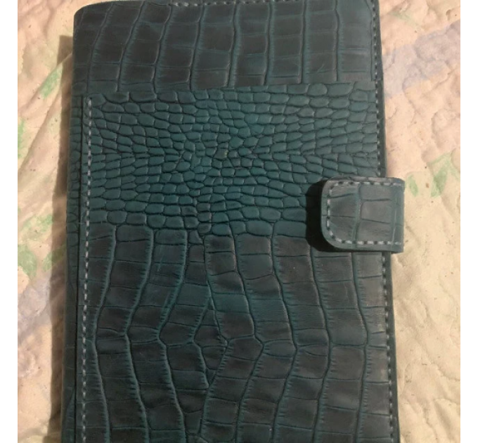 Add on snap closure for planner cover