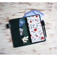Green leather Hobonichi Weeks cover
