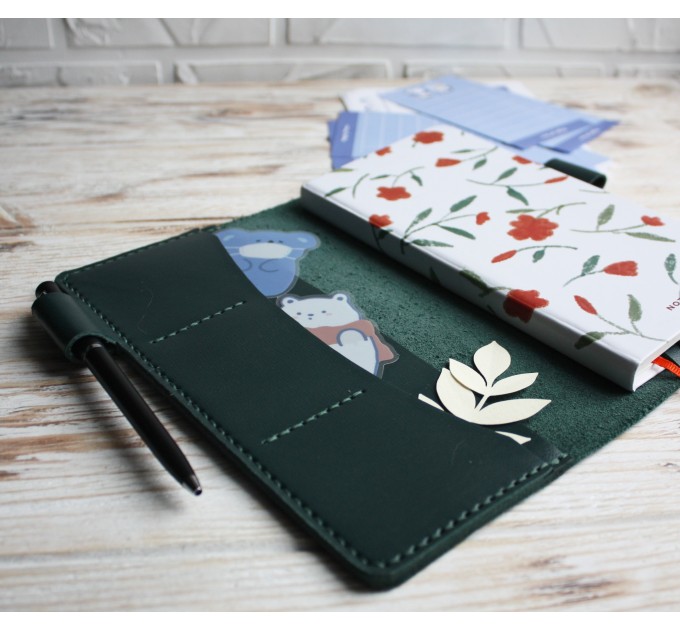 Green leather Hobonichi Weeks cover